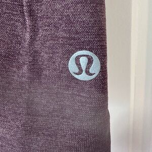 Lululemon Crew Neck Mesh Top Size 6
